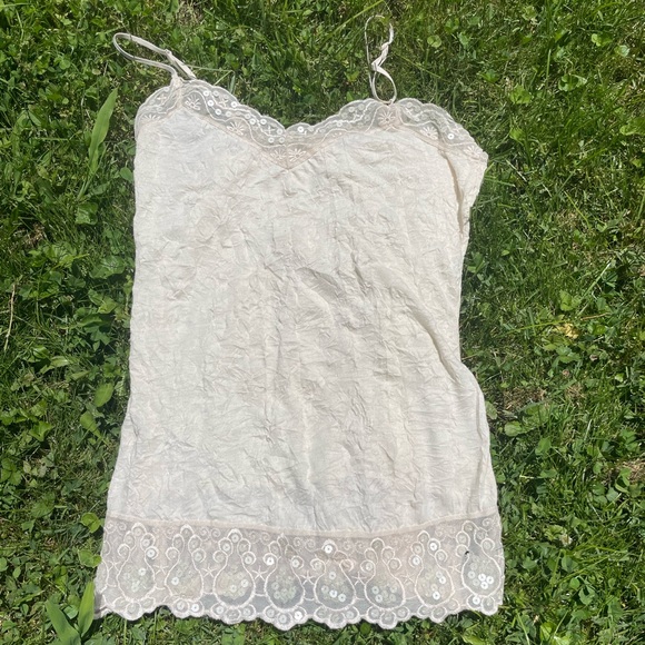 White gypsy tank - Picture 1 of 1